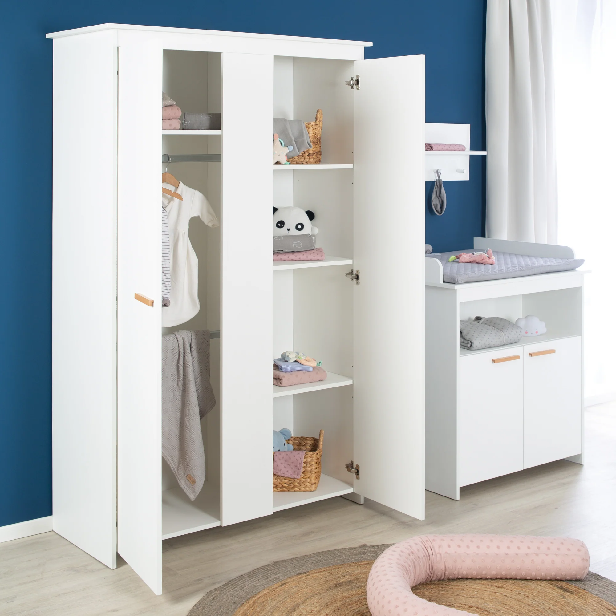 Zimmerset 'Anton' inkl. Kinderbett 70x140, Wickelkommode 2-türig, Kleiderschrank 2,5-türig - Image 17