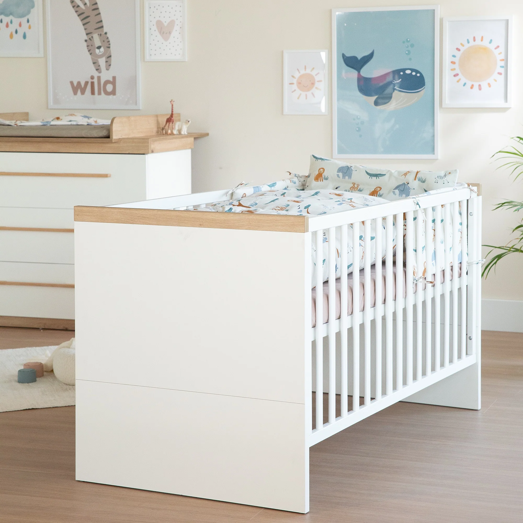 Kinderzimmer Set 'Lumo' 3-teilig - Kombi-Bett + Wickelkommode + Kleiderschrank - Weiß / Artisan Eiche - Image 11