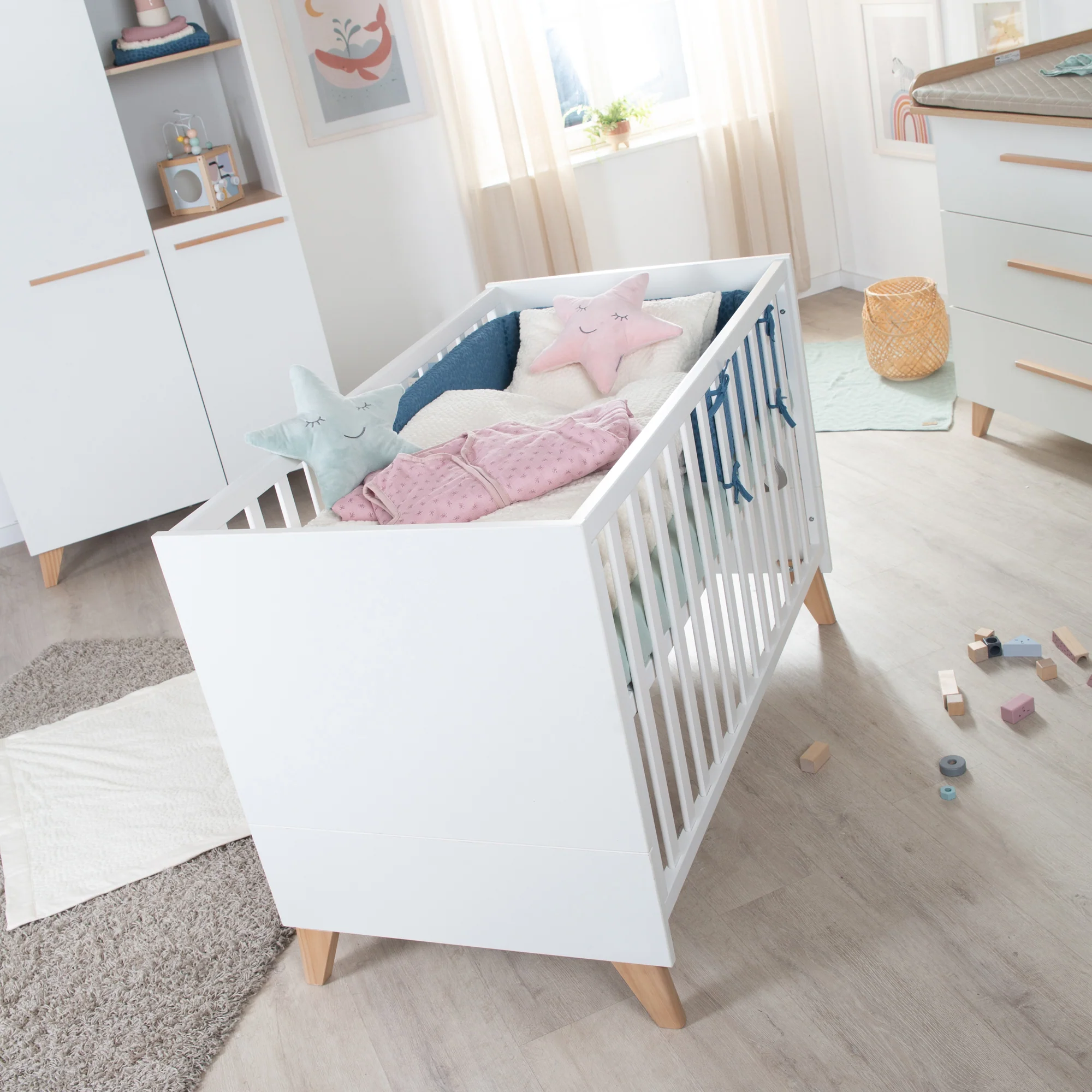 Möbelset 'Leon' 2-teilig - 2in1 Babybett 60x120 + Wickelkommode - Weiß / Othello Eiche - Image 10