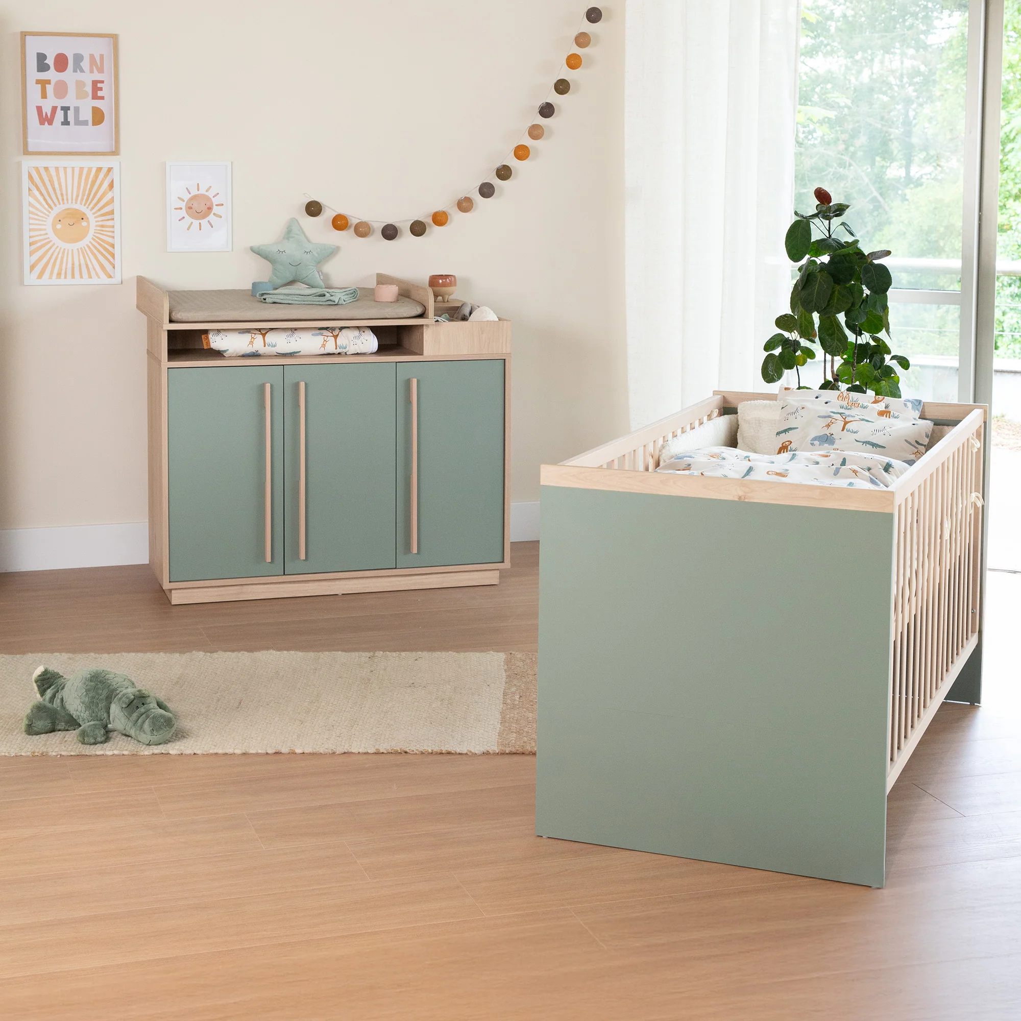 Möbelset 2-teilig 'Selva' - Babybett 70x140 + Wickelkommode - Reed Green / Virginia Chestnut - Image 2