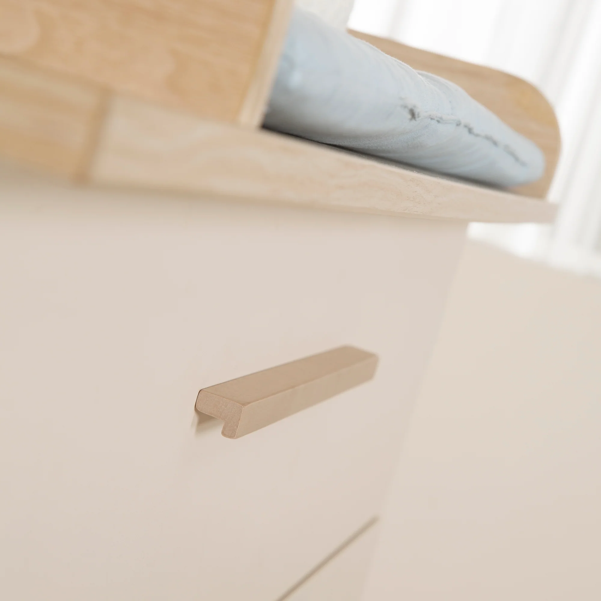 Wickelkommode 'Sidney' schmal aus Holz mit Schubladen - Beige / Dekor Eiche - Image 5