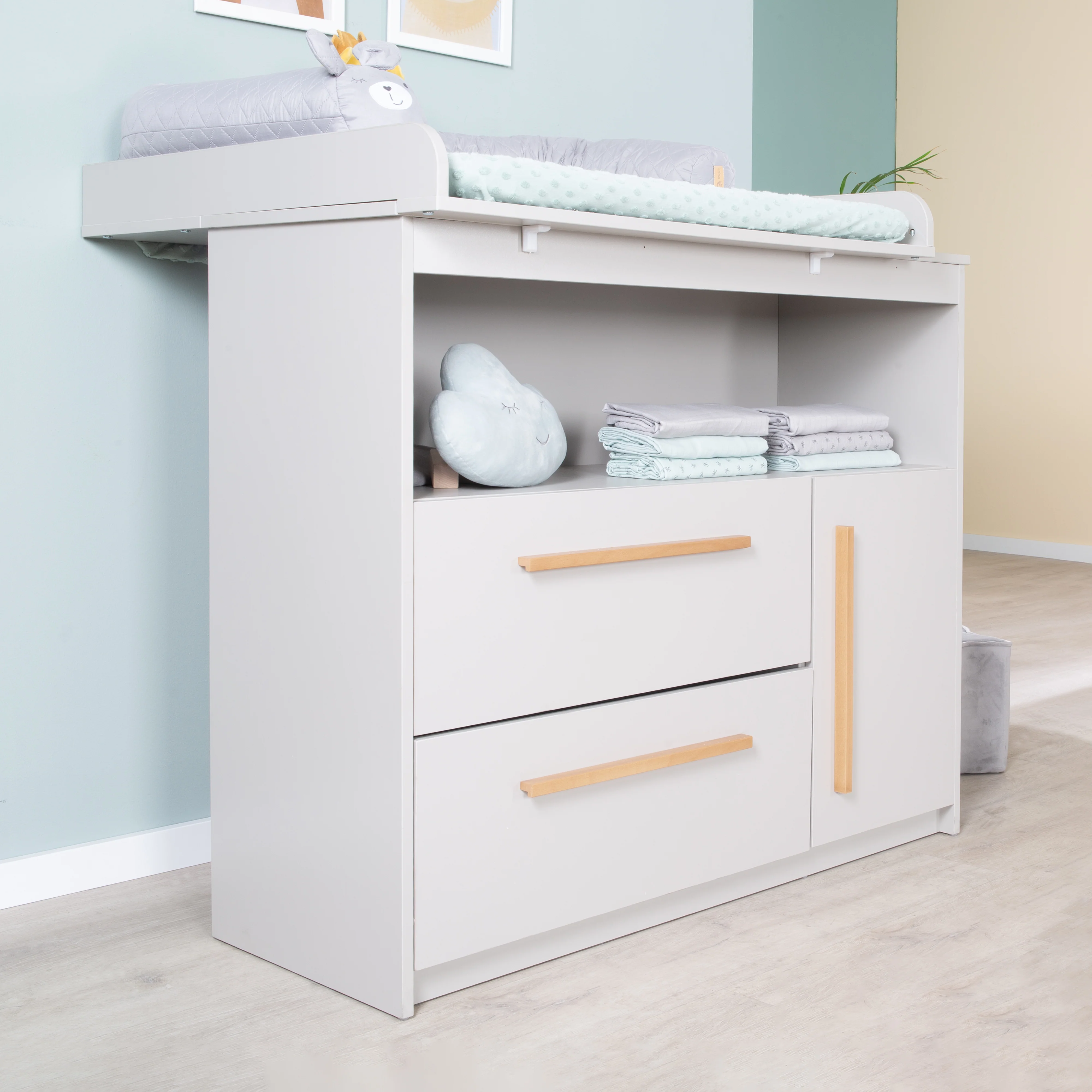 Wickelkommode Lea inkl. Wickelaufsatz - Griffe aus Holz - Beige / Grau - Image 3