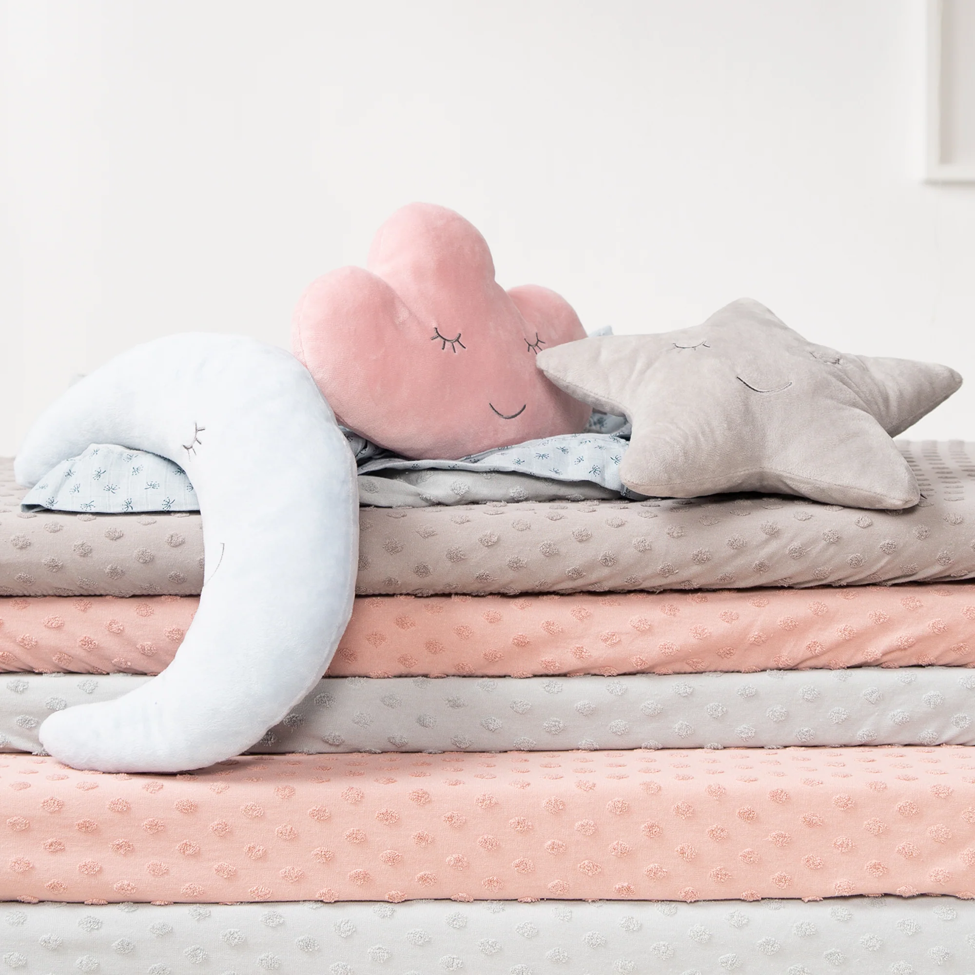 Kuschelkissen Wolke 'roba Style', Hellblau/Sky, flauschiges Dekokissen für Baby- & Kinderzimmer - Image 4