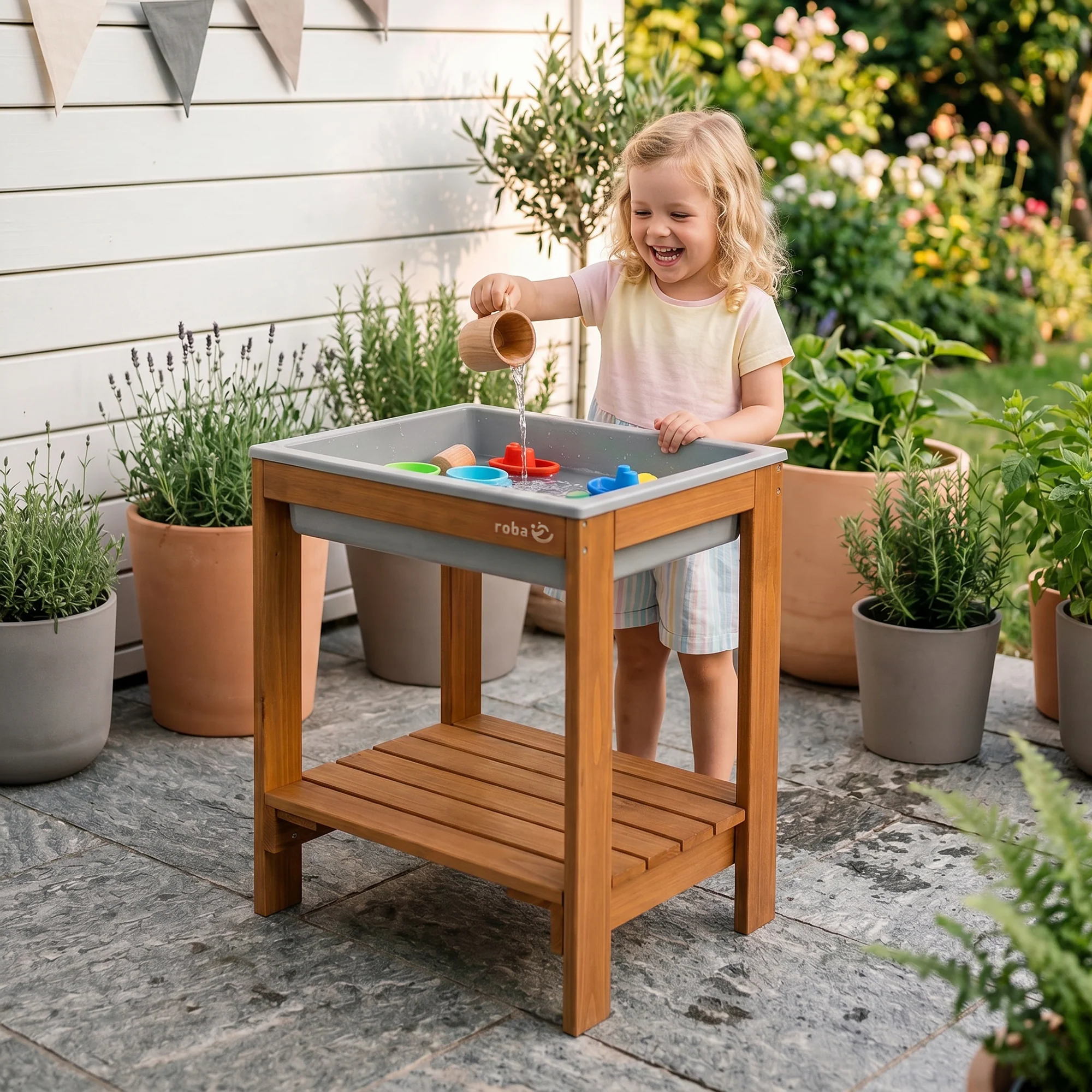 Outdoor+ Spieltisch 'Tiny', Massivholz, Sand- & Matschtisch - Teakfarben lasiert - Image 2