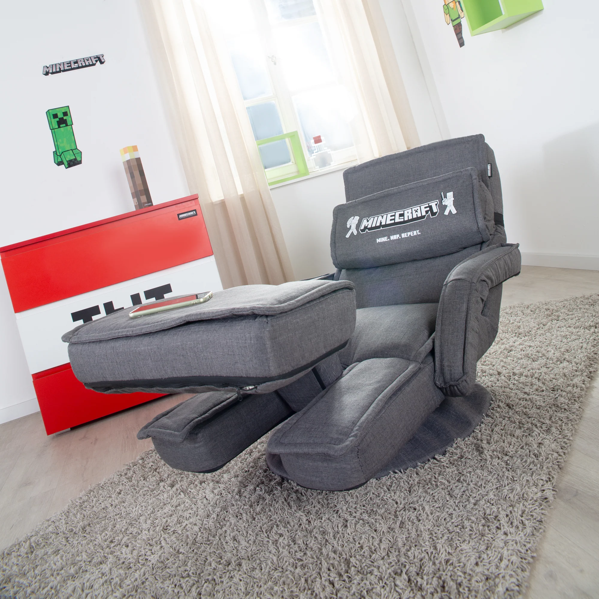 Gaming-Sessel 'Minecraft' mit Arm-, Bein- und Nackenstütze - inkl. Tastatur-Halterung - Image 5