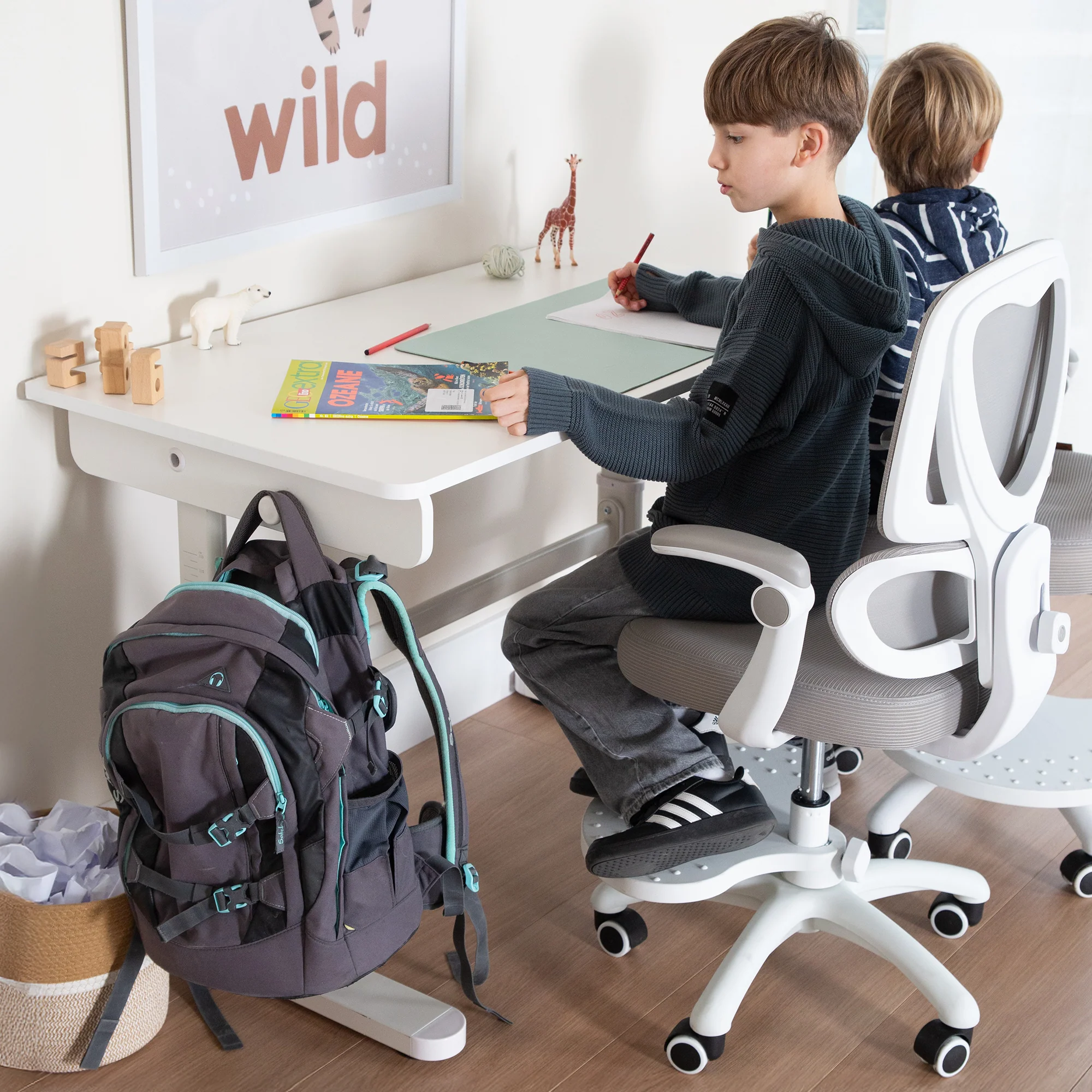 Kinderschreibtisch Basic - Höhenverstellbar - Ergonomisches Design - Ohne Schublade - Weiß - Image 8