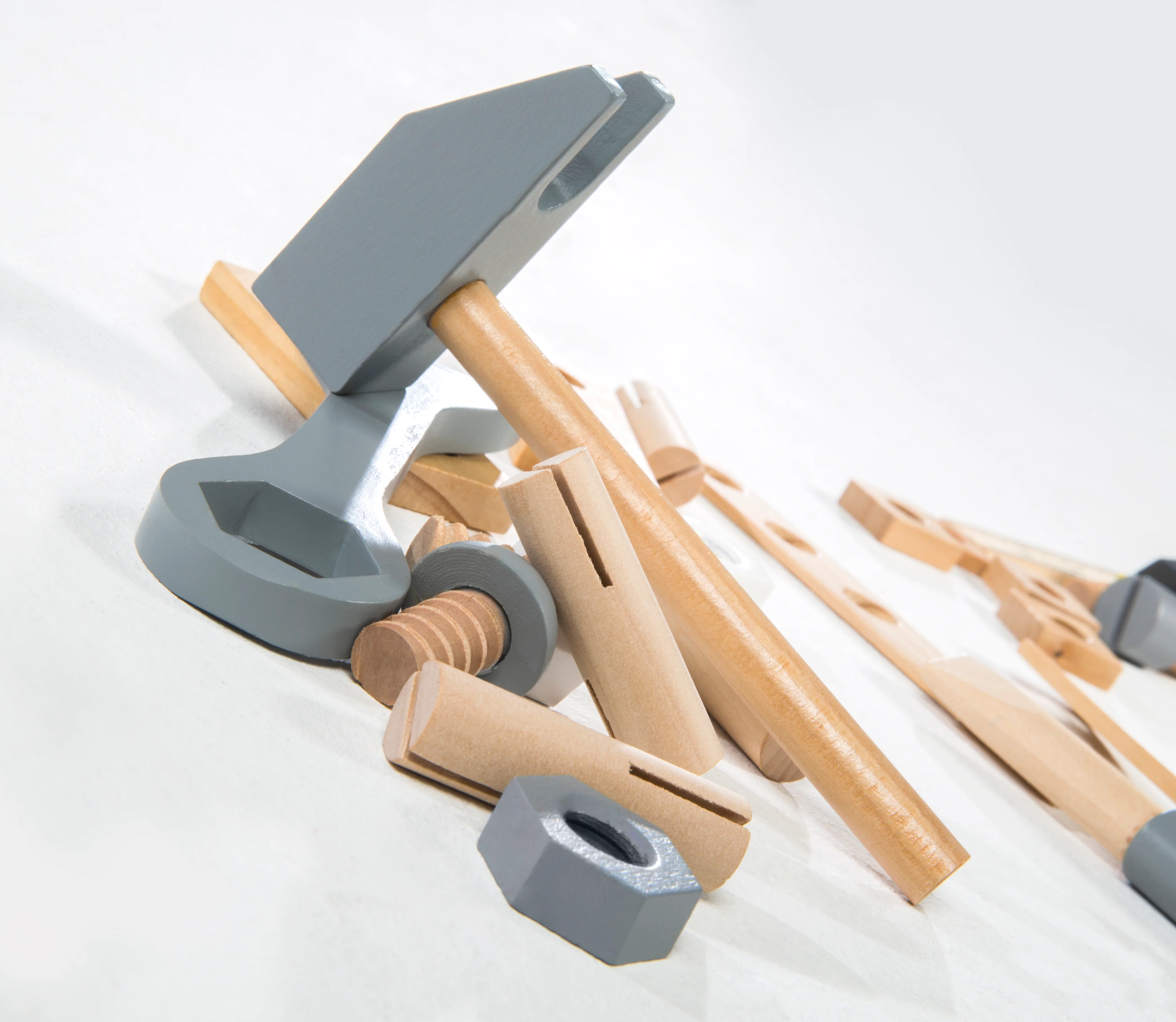 Werkzeugkiste für Kinder, Holzwerkzeugkasten, Holzbaukasten inklusive 22-teiligem Werkzeug - Image 12