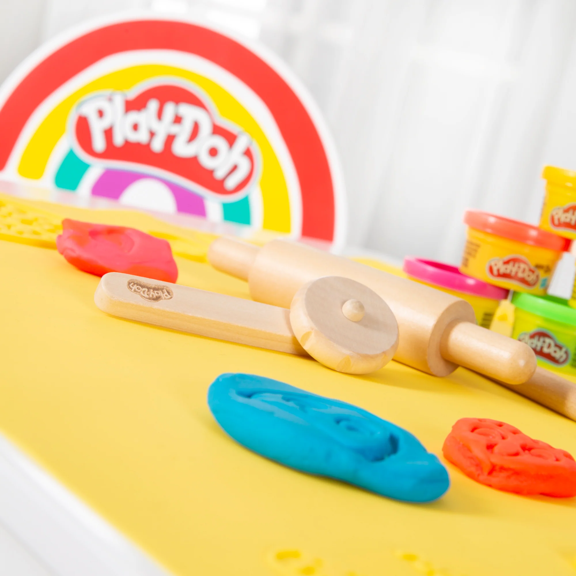 roba x Play-Doh Set - 3D-Kreativmatte mit 12 Knetdosen & Holzwerkzeugen - Image 4